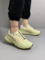 کتونی کرمی زیره قهوه ای زنانه Merrell - تصویر 2
