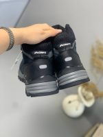 بوت کوهنوردی ساقدار سرمه ای سوییت - تصویر 4